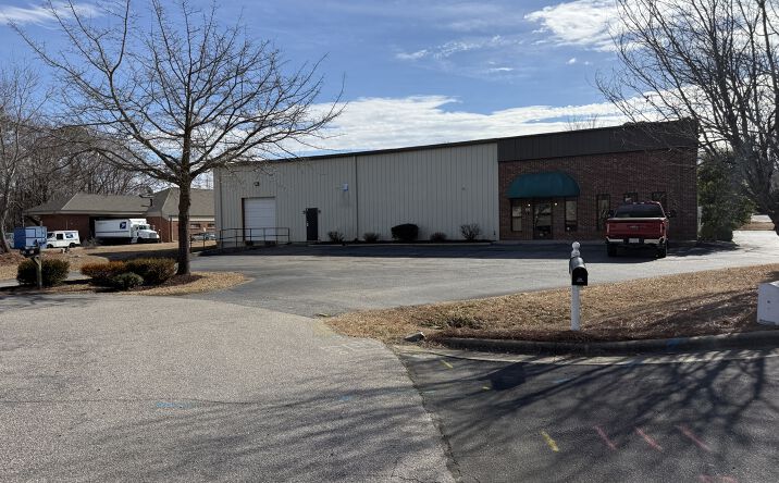 Pictures of Industrial property located at 125 Quantum St, Holly Springs, NC 27540 for sales - image #1