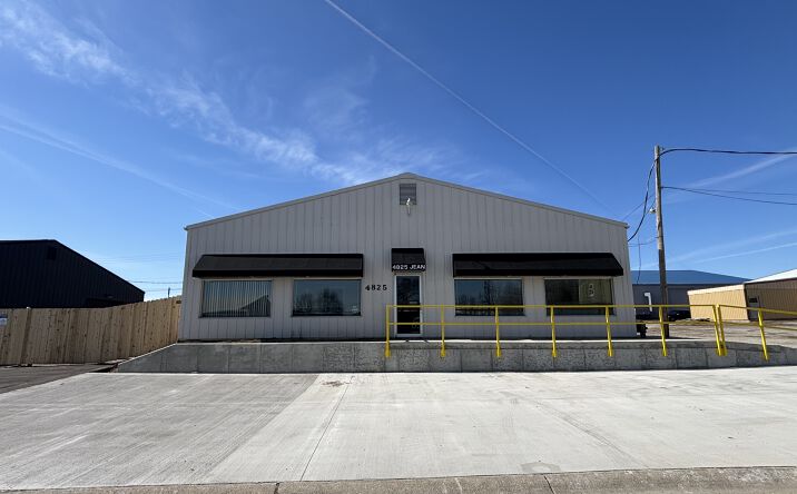 Pictures of Industrial property located at 4825 Jean Dr, Fort Wayne, IN 46825 for sales - image #1
