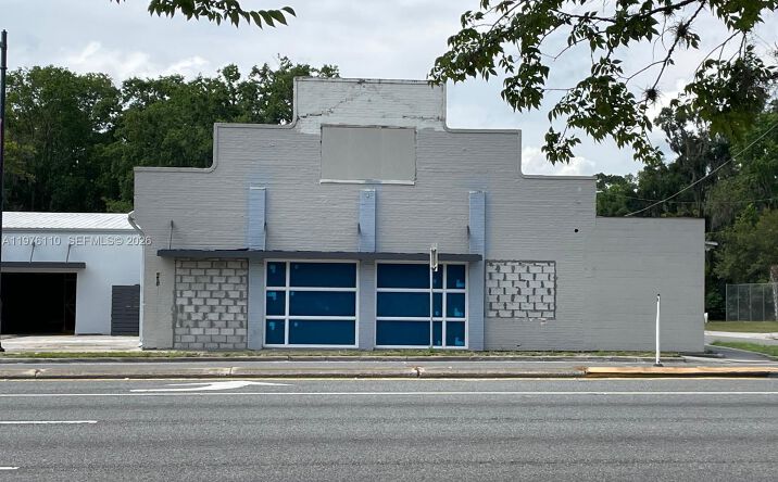Pictures of Industrial, Multifamily property located at 1201 E University Ave, Gainesville, FL 32641 for sales - image #1