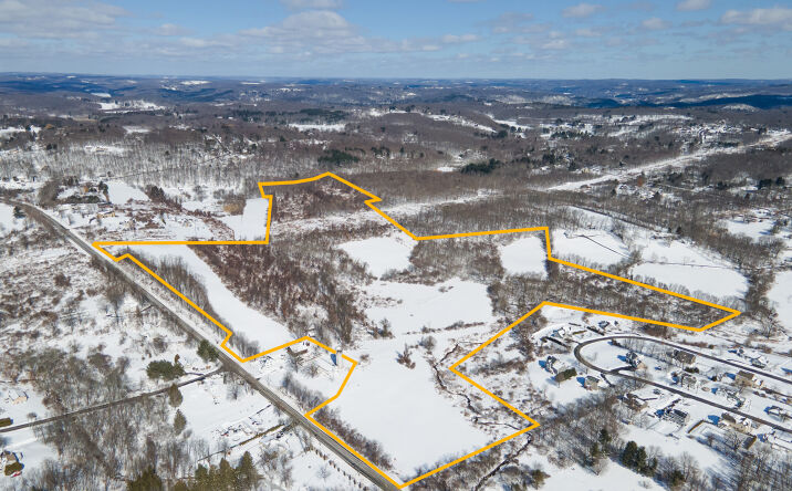 Pictures of Land property located at 384 Litchfield Rd, Watertown, CT 06795 for sales - image #1