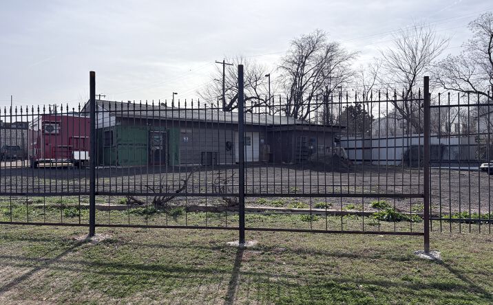 Pictures of Industrial, Retail property located at 2140 SW 44th St, Oklahoma City, OK 73119 for sales - image #1
