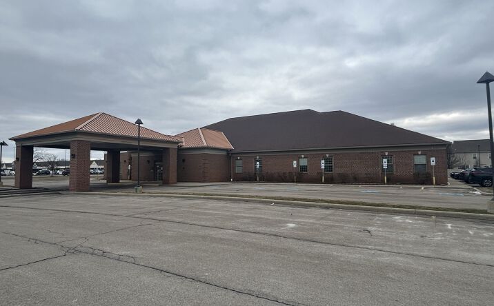 Pictures of Office, Retail property located at 29804 Lakeshore Blvd, Willowick, OH 44095 for sales - image #1