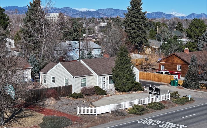 Pictures of Office property located at 1365 Kipling St, Lakewood, CO 80215 for sales - image #1