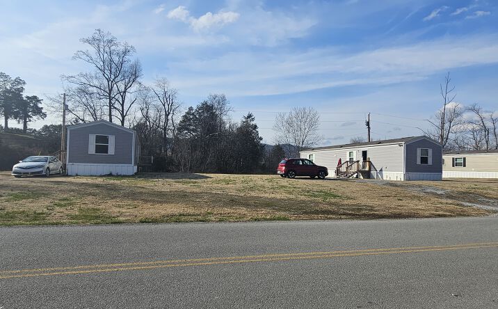 Pictures of Mobile Home Park, Multifamily property located at 204 Old Jacksboro Pike, Cumberland Gap, TN 37724 for sales - image #1