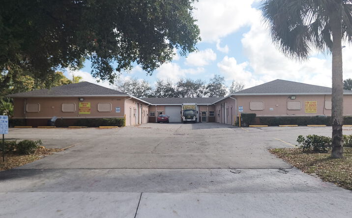 Pictures of Industrial property located at 5280 10th Ave N, Greenacres, FL 33463 for sales - image #1