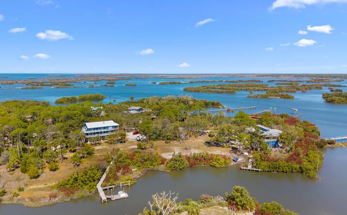 Pictures of Land property located at Osprey Cir, Cedar Key, FL 32625 for sales - image #1
