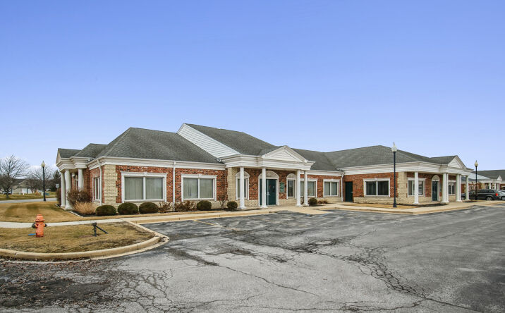 Pictures of Office property located at 11450-11460 S. Broadway, Crown Point, IN 46307 for sales - image #1