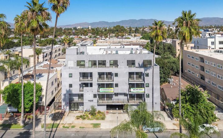 Pictures of Multifamily property located at 14629-31 Erwin St, Los Angeles, CA 91411 for sales - image #1