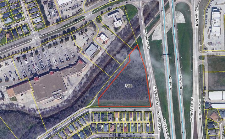 Pictures of Land property located at 2501 Portland Dr, Arlington, TX 76018 for sales - image #1