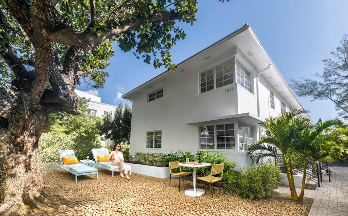 Pictures of Multifamily property located at 1611 -1615 Lenox Avenue, Miami Beach, FL USA, Miami Beach, FL 33139 for sales - image #1