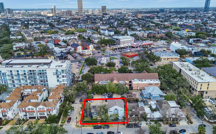 Pictures of Mixed Use, Multifamily, Office property located at 1220 Hawthorne St, Houston, TX 77006 for sales - image #1