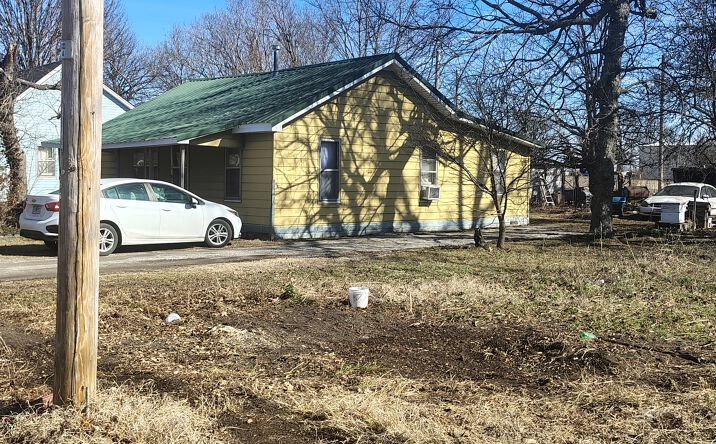 Pictures of Land property located at 509 S Walker Ave, Gideon, MO 63848 for sales - image #1