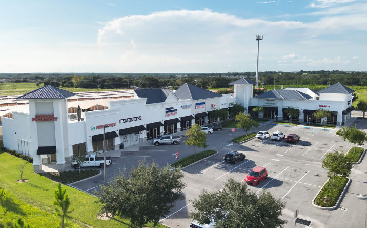 Pictures of Retail property located at 40230 US-27, Davenport, FL 33837 for sales - image #1