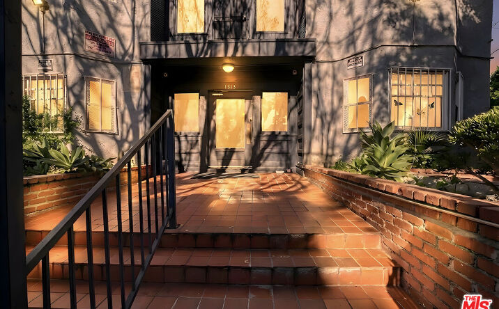 Pictures of Multifamily property located at 1513 W 12th Pl, Los Angeles, CA 90015 for sales - image #1