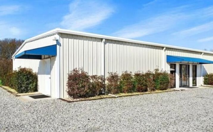 Pictures of Industrial, Office, Retail property located at 1305 Filter Plant Dr, Elberton, GA 30635 for sales - image #1