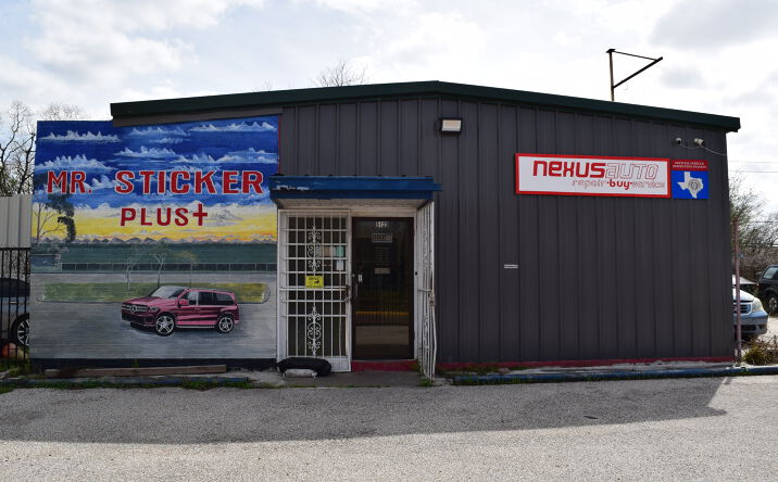 Pictures of Industrial, Mixed Use, Retail, Special Purpose property located at 5123 W Orem Dr, Houston, TX 77045 for sales - image #1
