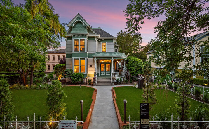 Pictures of Hospitality property located at 1727 Main St, Napa, CA 94559 for sales - image #1