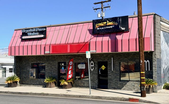 Pictures of Retail property located at 44844 Elm Ave, Lancaster, CA 93534 for sales - image #1