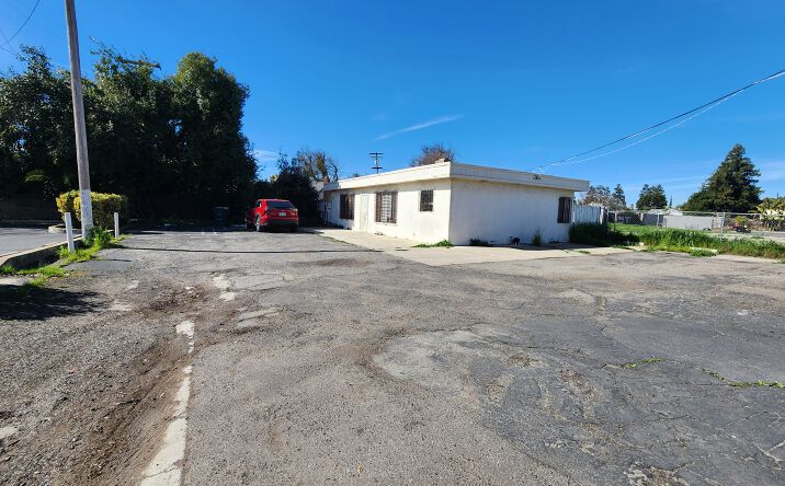 Pictures of Hospitality, Mixed Use, Office property located at 2305 Coffee Rd, Modesto, CA 95355 for sales - image #1