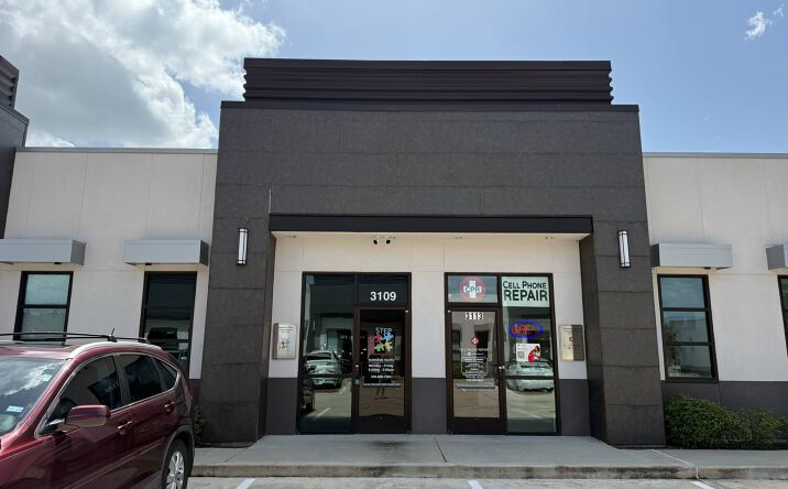 Pictures of Office property located at 12280 Broadway St, Pearland, TX 77584 for sales - image #1