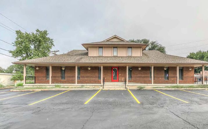 Pictures of Retail, Office property located at 4 W Monroe St, Buckner, MO 64016 for sales - image #1