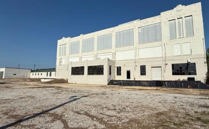 Pictures of Industrial property located at 23 D SE, Ardmore, OK 73401 for sales - image #1