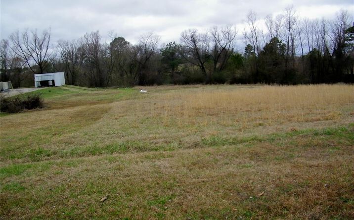 Pictures of Land property located at Oak Brook Drive Lot 5, Idabel, OK 74745 for sales - image #1