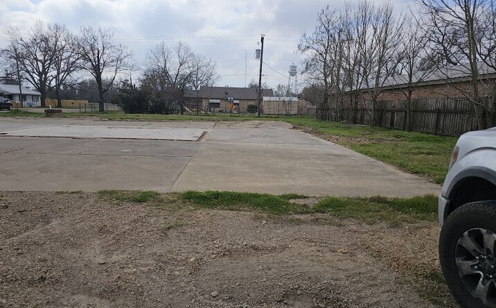 Pictures of Special Purpose property located at 210 NE 2nd St, Kerens, TX 75144 for sales - image #1