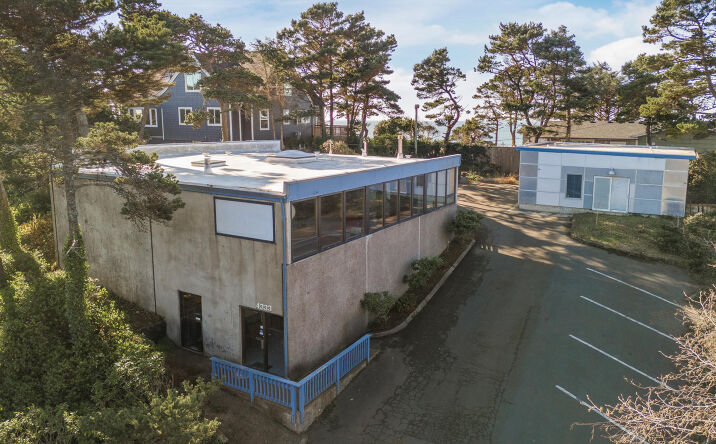 Pictures of Mixed Use property located at 4333 SW Coast Avenue, Lincoln City, OR 97367 for sales - image #1