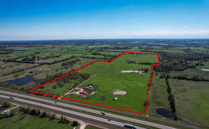 Pictures of Land property located at 2110 SW Acc Rd, Mount Vernon, TX 75457 for sales - image #1