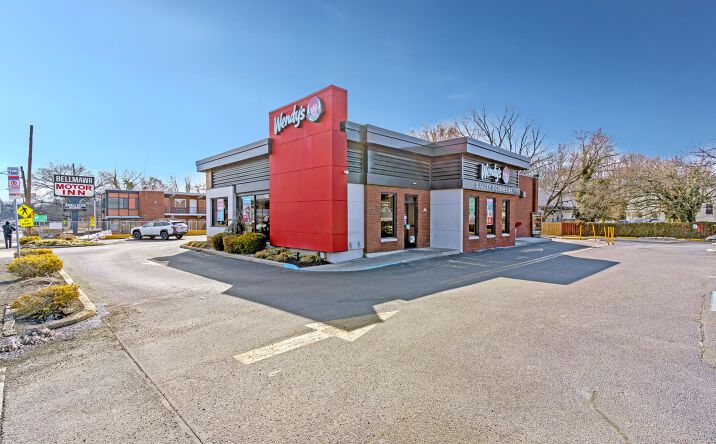 Pictures of Retail property located at 300 S Black Horse Pike, Bellmawr, NJ 08031 for sales - image #1