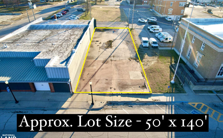 Pictures of Land property located at 112 N Lincoln, Chanute, KS 66720 for sales - image #1