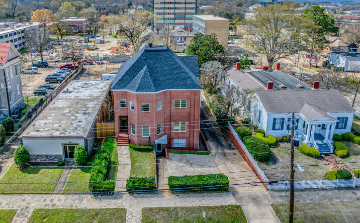 Pictures of Office property located at 516 S Perry St, Montgomery, AL 36104 for sales - image #1