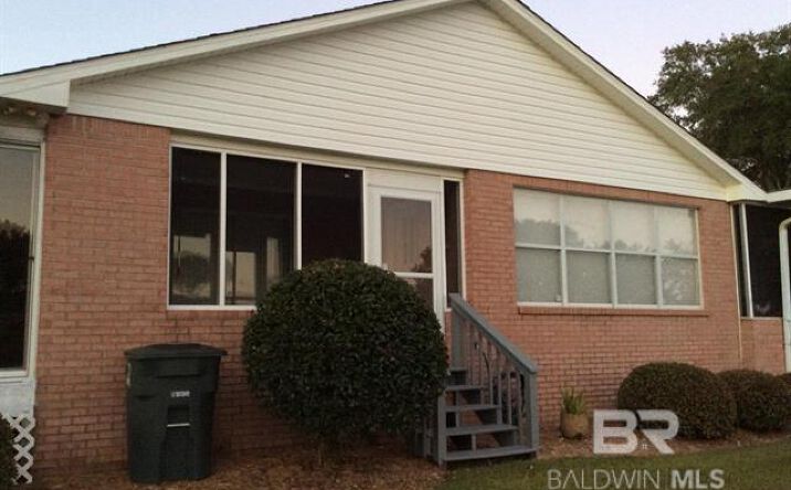 Pictures of Multifamily property located at 9577 Villas Dr, Foley, AL 36535 for sales - image #1
