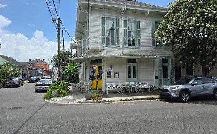 Pictures of Hospitality, Mixed Use, Office, Retail property located at 2440 Chartres St, New Orleans, LA 70117 for sales - image #1