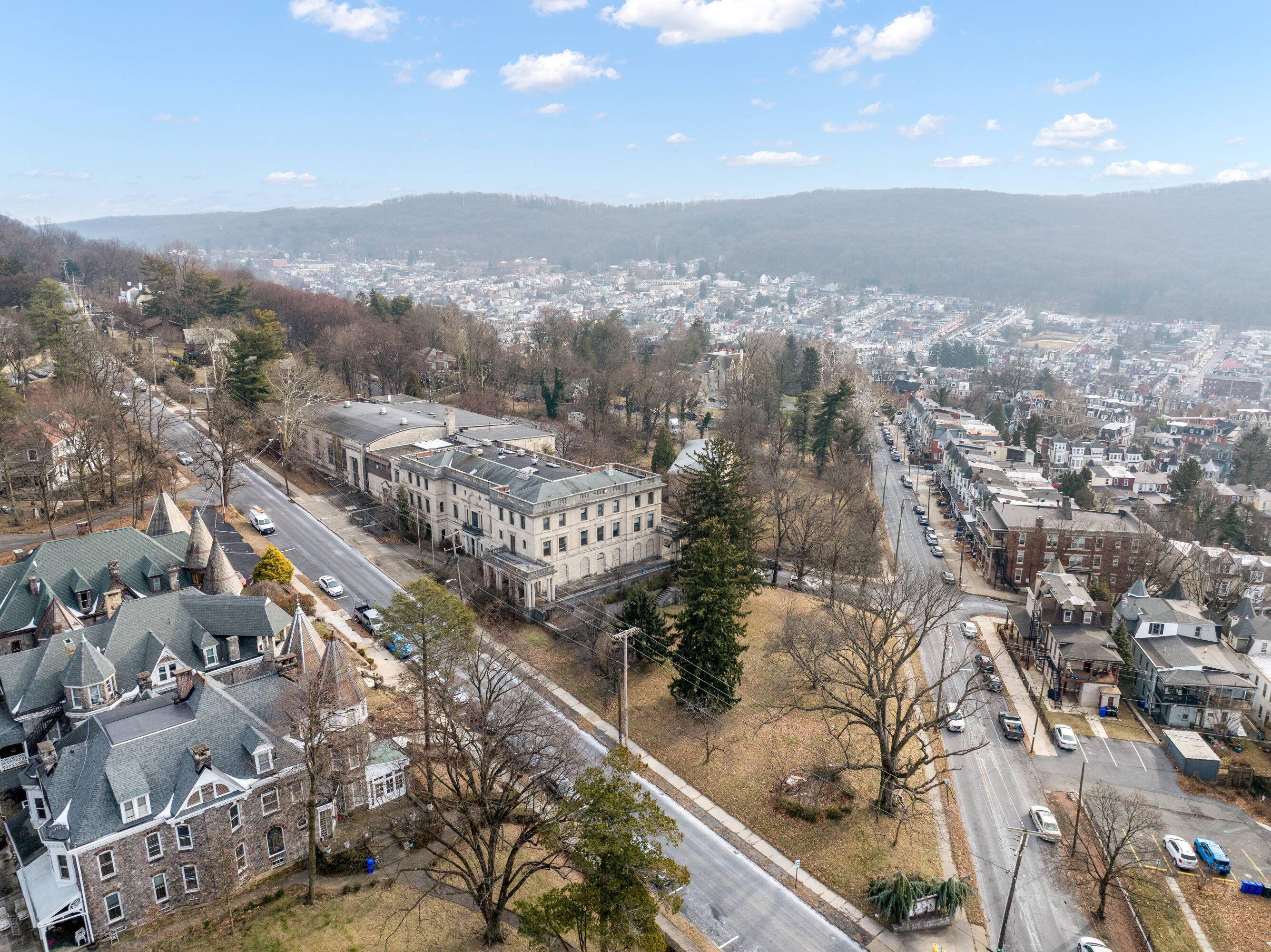 1400 Hill Rd  
