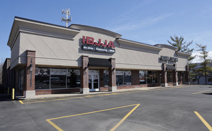 Pictures of Industrial, Retail property located at 645 US-31, Greenwood, IN 46142 for sales - image #1