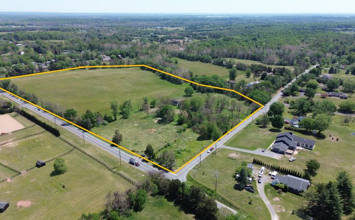 Pictures of Land property located at 4540 Sudley Rd, Gainesville, VA 20155 for sales - image #1