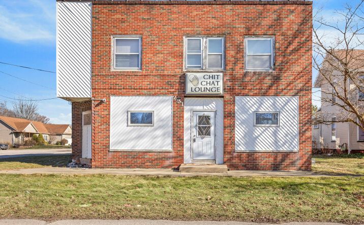 Pictures of Retail property located at 231 N Center St, Newton Falls, OH 44444 for sales - image #1