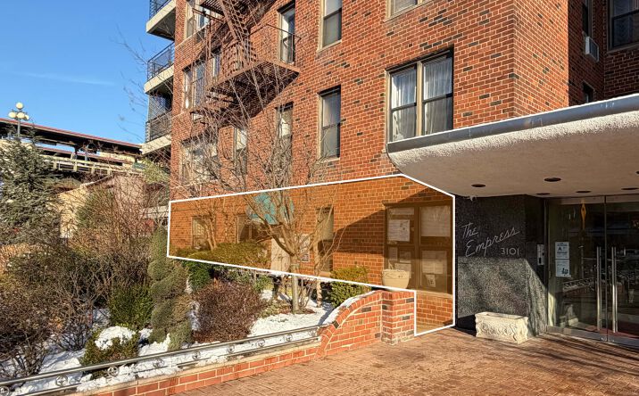Pictures of Office property located at 3101 Ocean Pkwy, Brooklyn, NY 11235 for sales - image #1