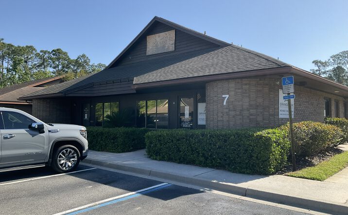 Pictures of Office property located at 1409 Kingsley Ave #7, Orange Park, FL 32073 for sales - image #1