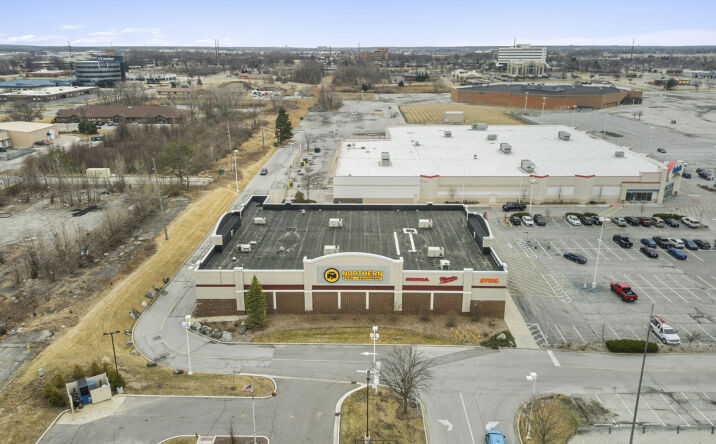 Pictures of Retail property located at 8205 Broadway, Merrillville, IN 46410 for sales - image #1