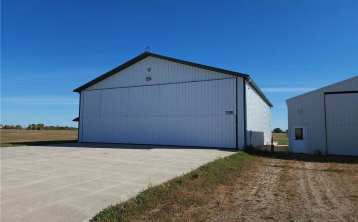 Pictures of Industrial property located at 6600 MN-40, Willmar, MN 56201 for sales - image #1