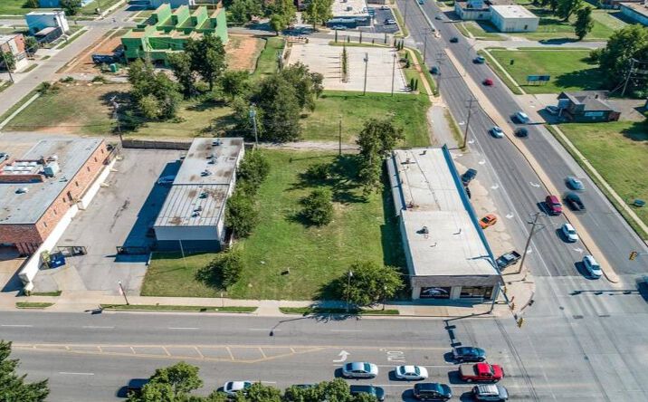 Pictures of Land property located at 926 NW 10th St, Oklahoma City, OK 73106 for sales - image #1