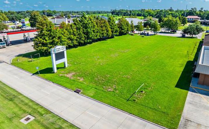 Pictures of Land property located at Victor II Blvd, Morgan City, LA 70380 for sales - image #1