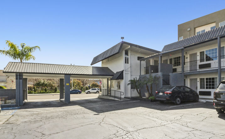 Pictures of Hospitality, Retail property located at 2127 Inyo St, Fresno, CA 93721 for sales - image #1