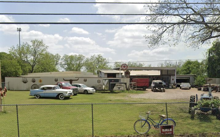 Pictures of Industrial property located at 1028 E Enon Ave, Everman, TX 76140 for sales - image #1