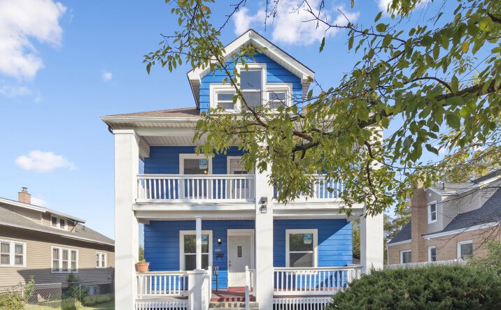 Pictures of Multifamily property located at 434 16th Avenue, Rockford, IL 61104 for sales - image #1