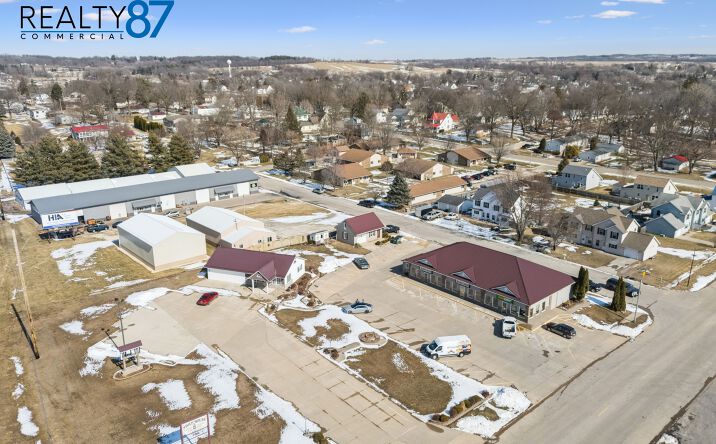 Pictures of Office, Retail property located at 4659 IA-13, Central City, IA 52214 for sales - image #1