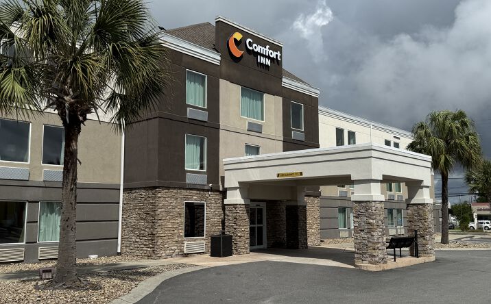 Pictures of Hospitality property located at 3801 Hwy 17 S, North Myrtle Beach, SC 29582 for sales - image #1